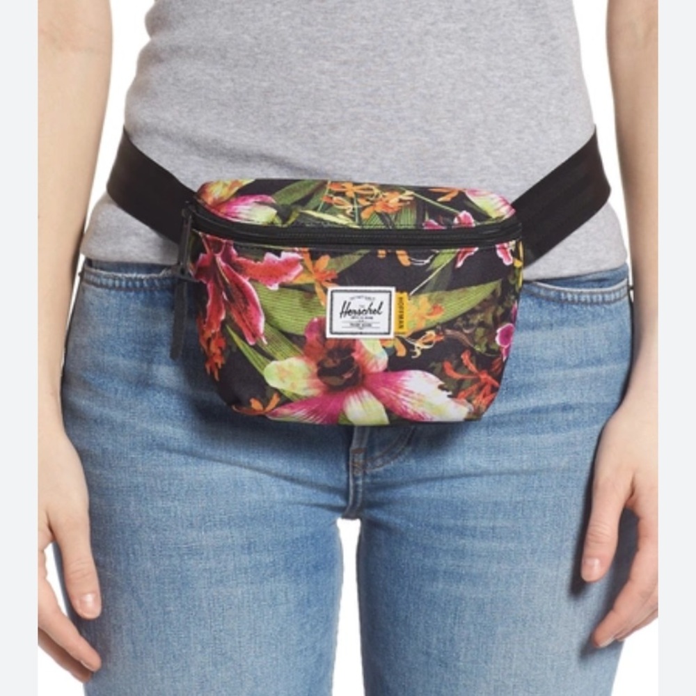 Herschel Supply Company | Belt bag in jungle hoffman